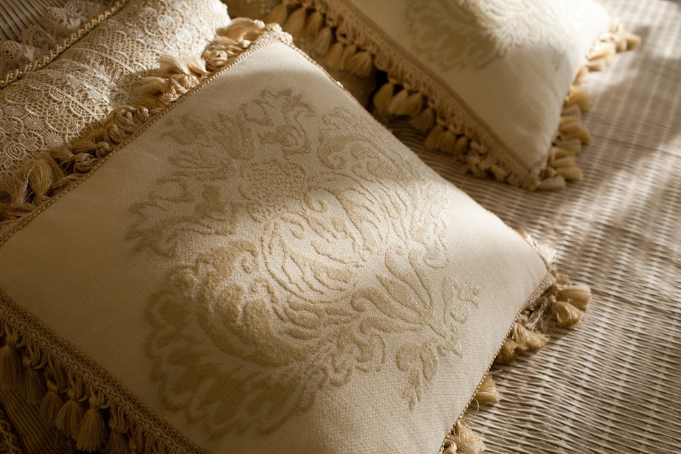 Спальня недели: Нежная классика с изысканными деталями