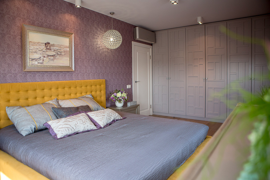 Houzz тур: Квартира-путешествие с графикой Анатолия Зверева