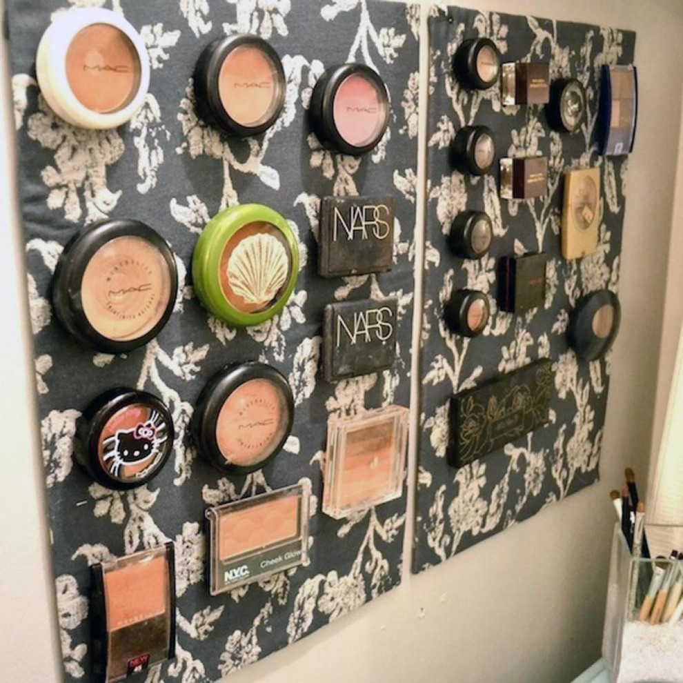 В чем хранить косметику