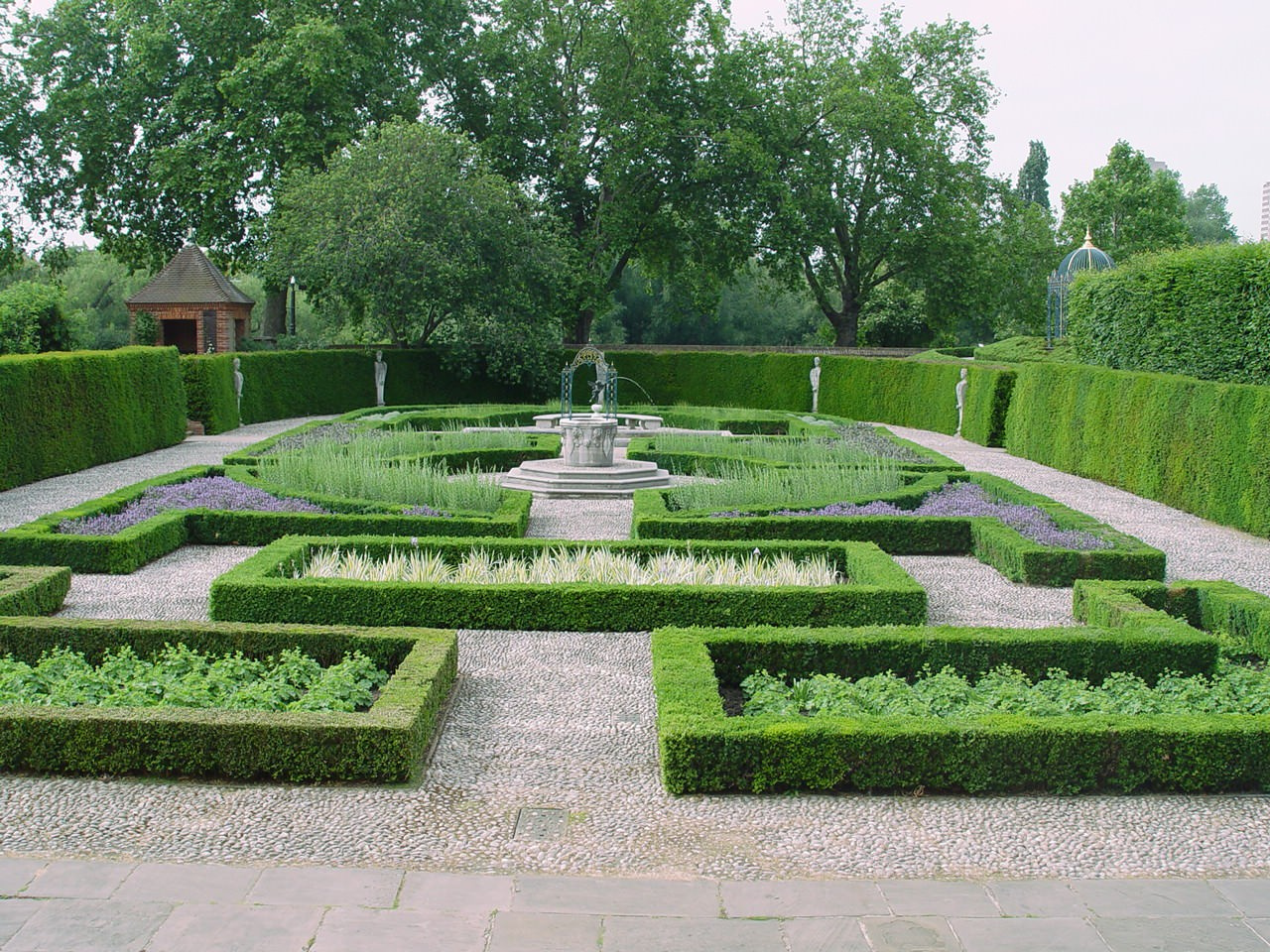 Миксбордер. Основные правила формирования цветочных композиций