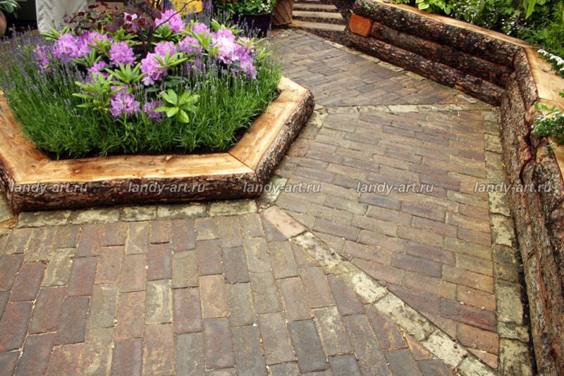 Мощение клинкерным кирпичом.
