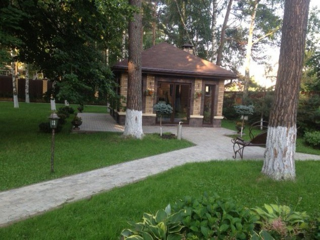 Паб (павильон на частном участке)
