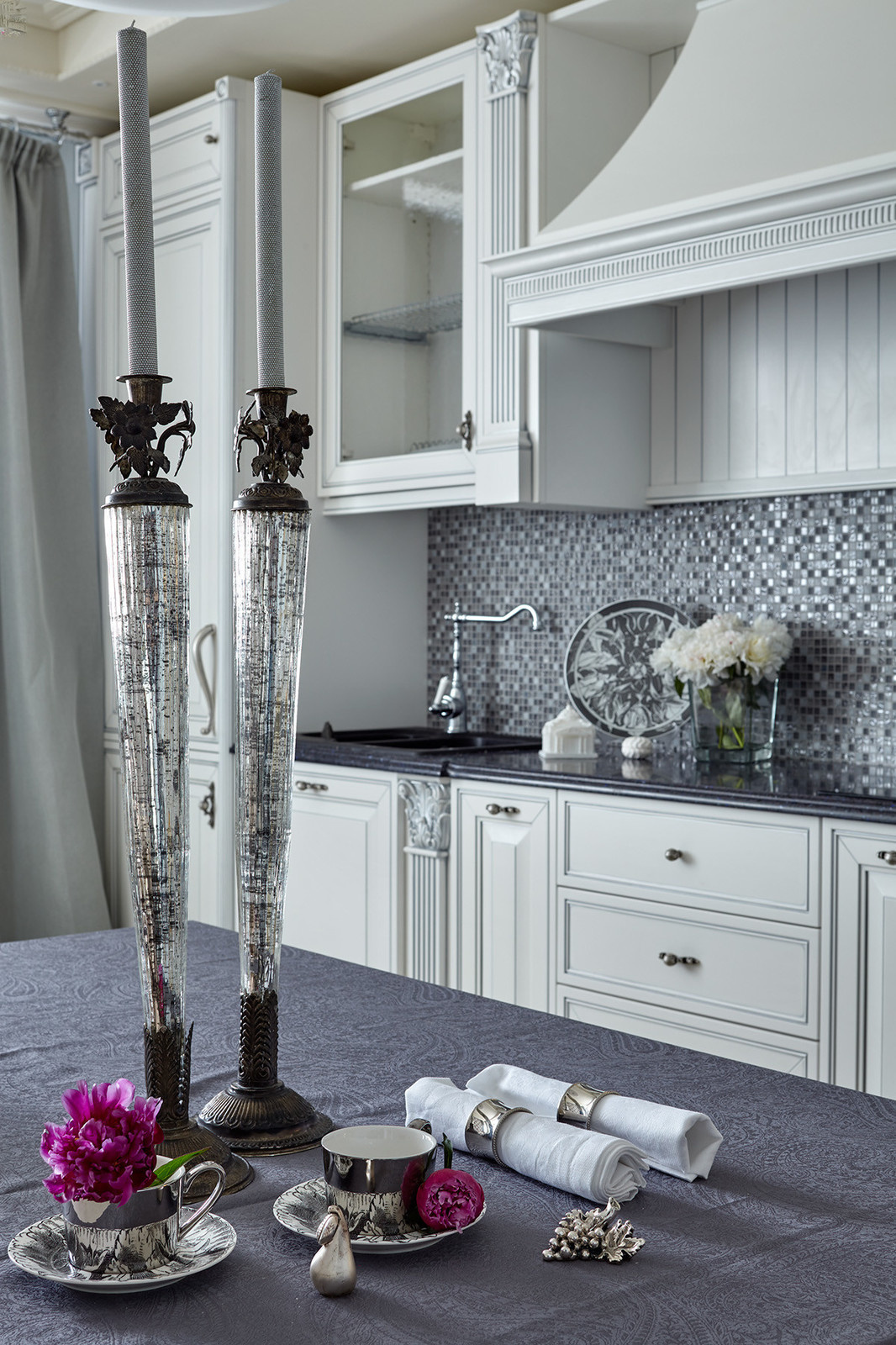 Houzz тур: Классика-софт в московском небоскребе