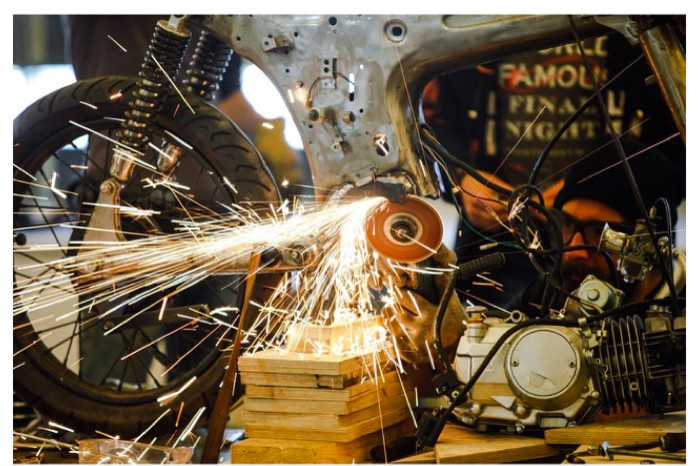 Портрет: Олег Дьяченко — мастер на все руки