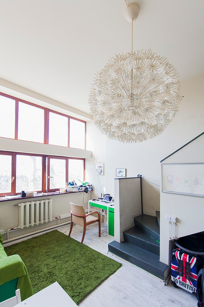 В гостях: Антон Носик и его квартира-ячейка в доме Наркомфина