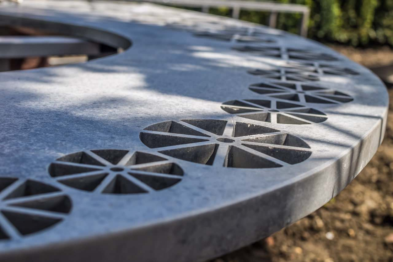 Выставка в Челси: Река времени в саду из России