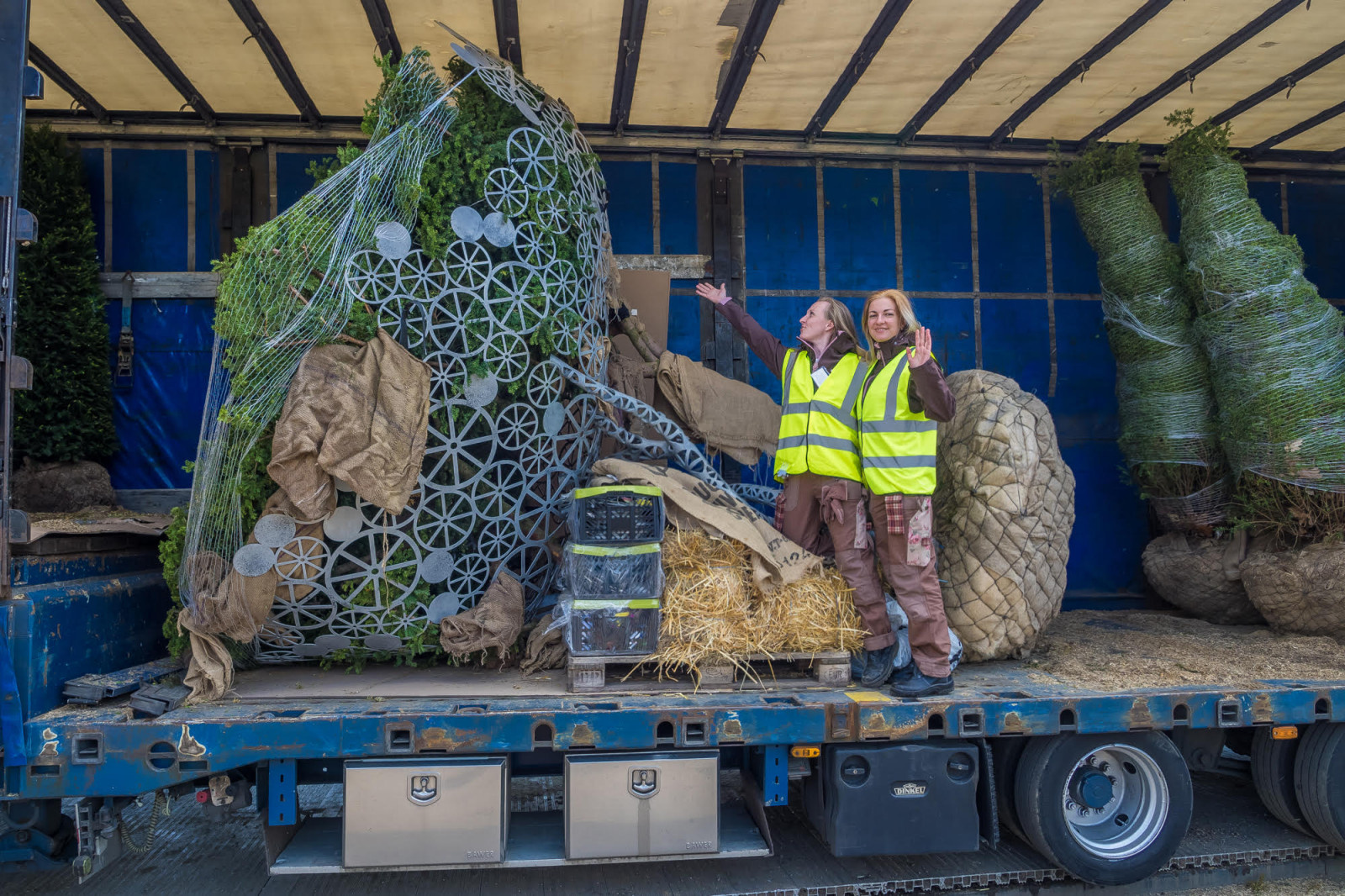 Выставка в Челси: Река времени в саду из России