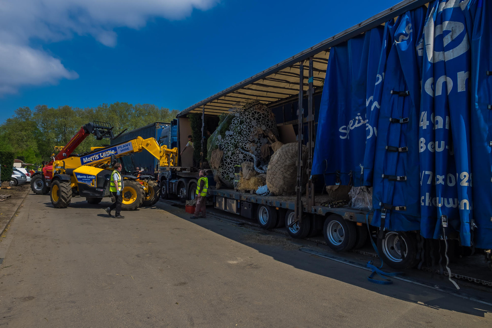 Выставка в Челси: Река времени в саду из России