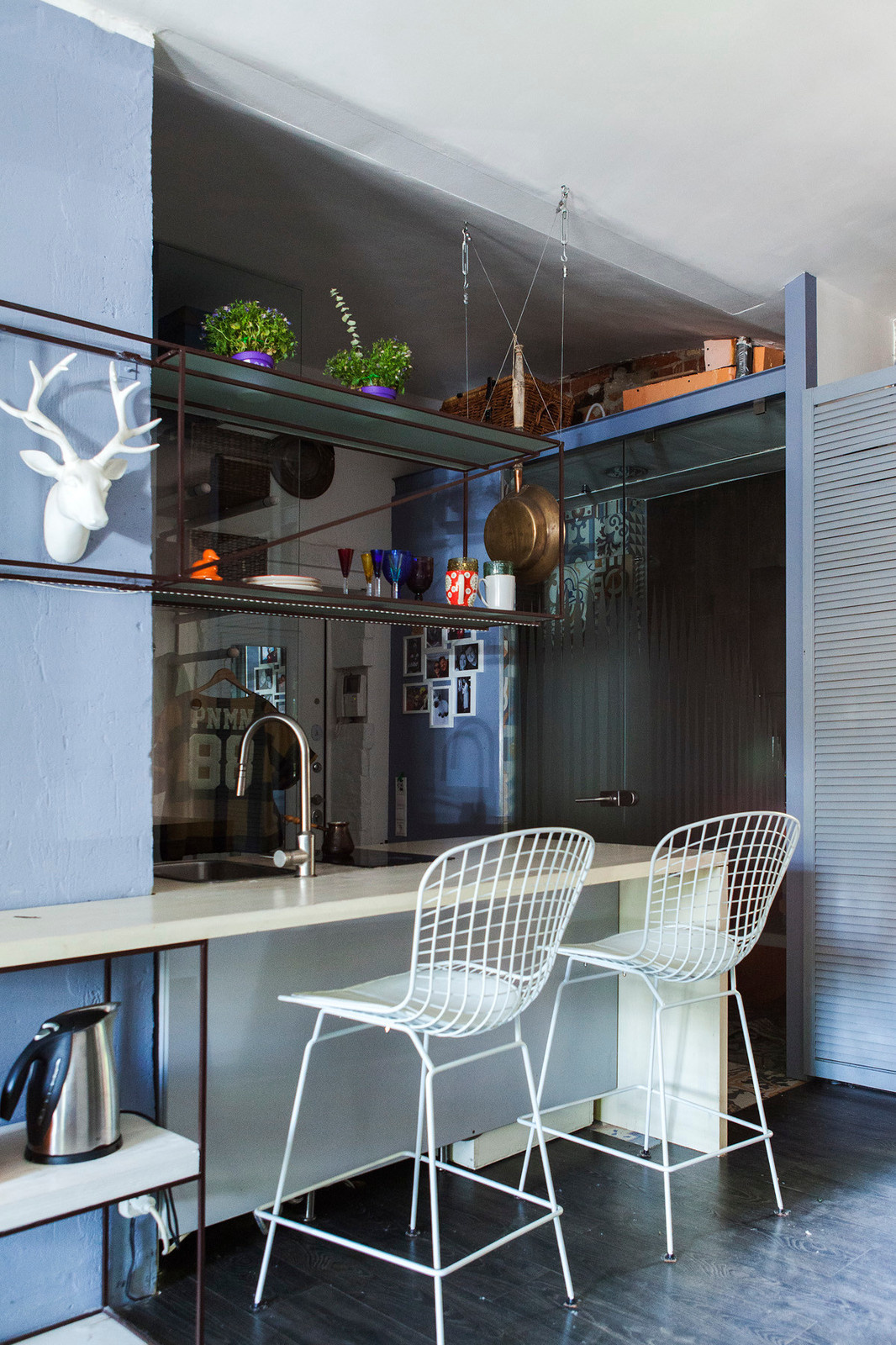 В гостях: Квартира-студия на первом этаже дореволюционного дома