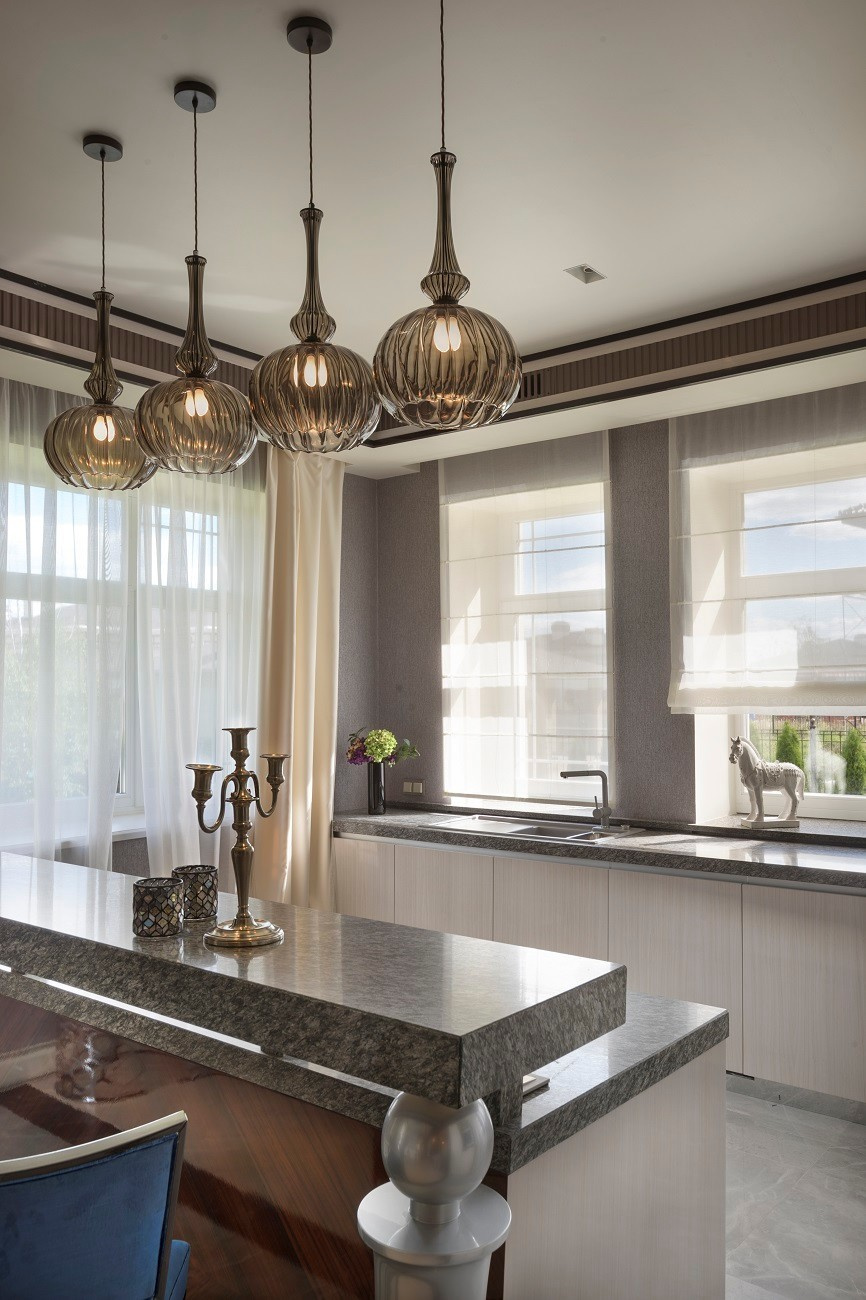 Houzz тур: Интерьер загородного дома с элементами ар деко