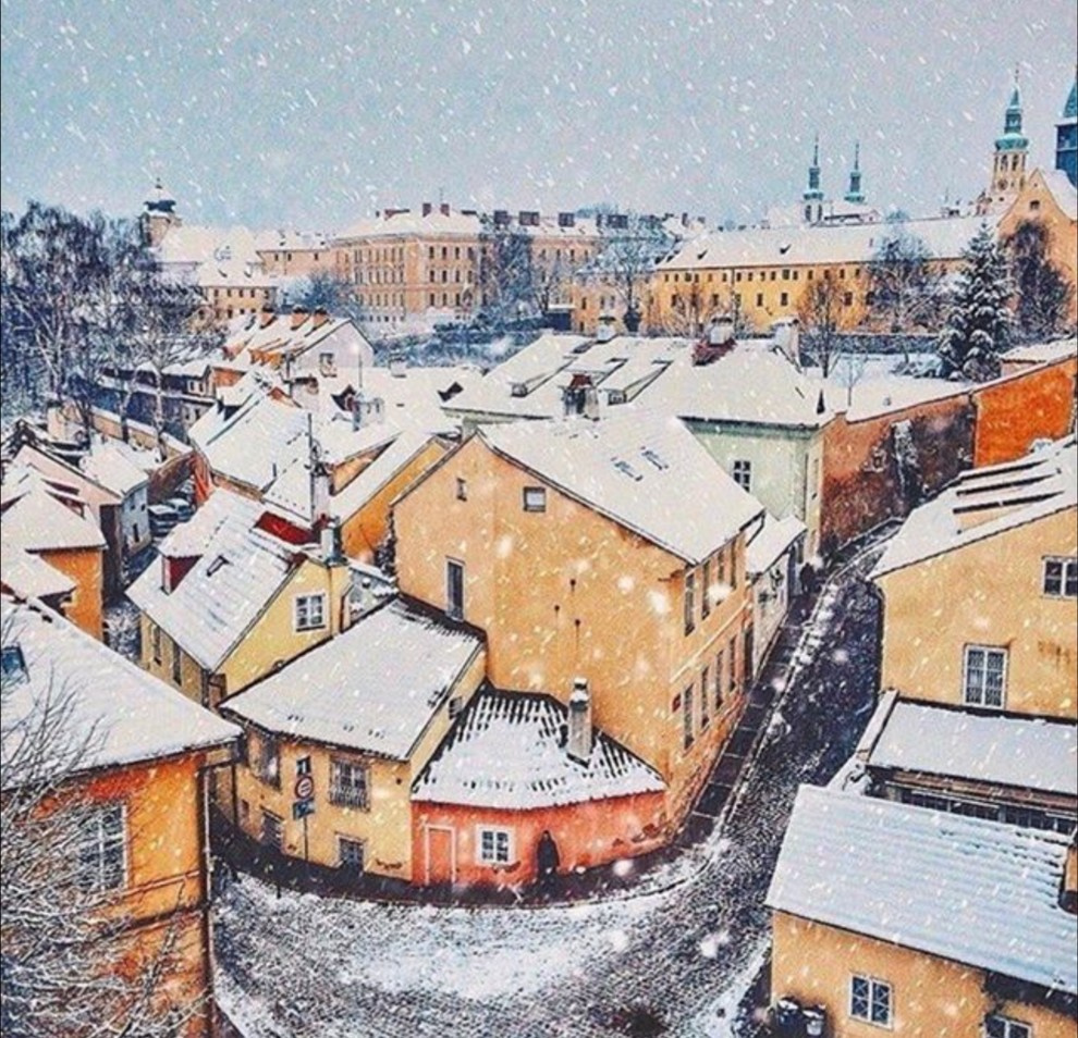Прага