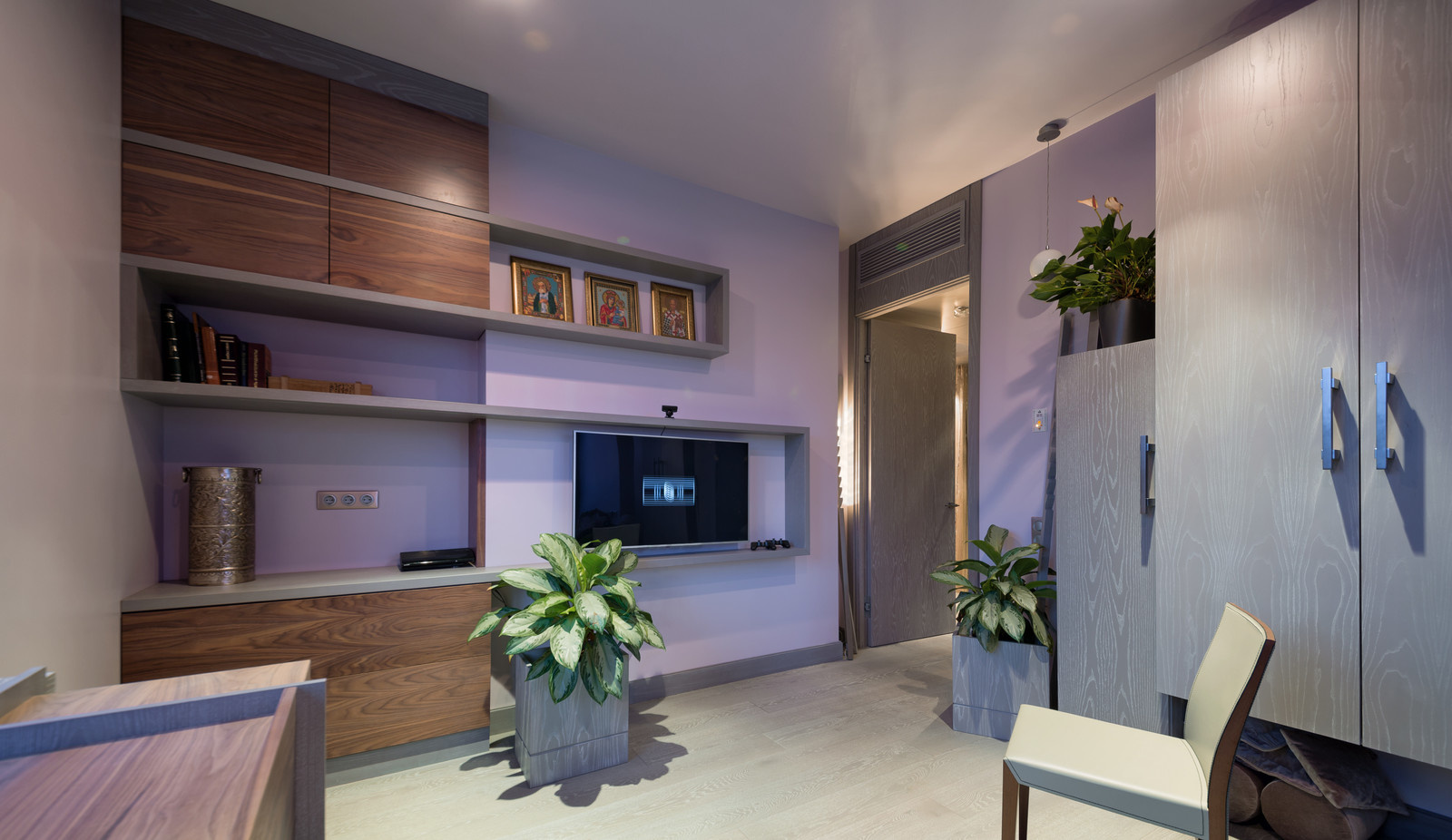 Darwinia Apartment