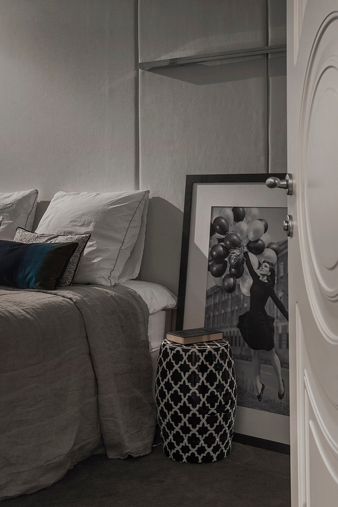 Houzz тур: Зеркальный коридор и красный конь