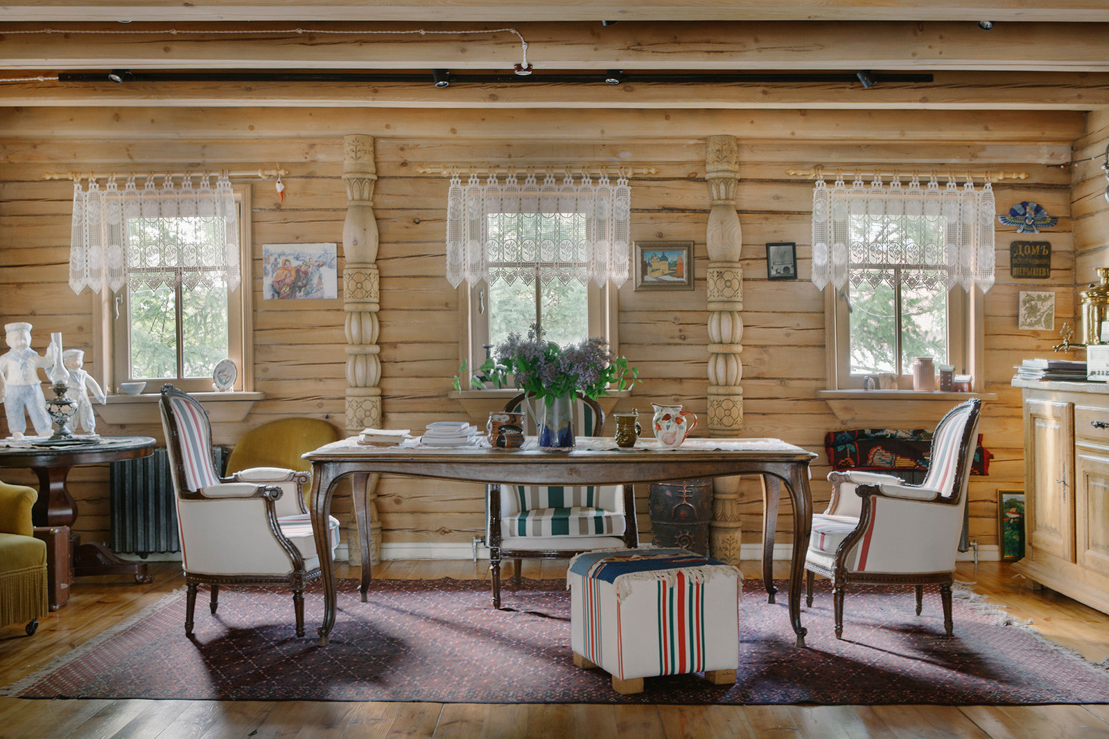 В гостях: Дом Вадима Дымова и Евгении Зеленской в Суздале