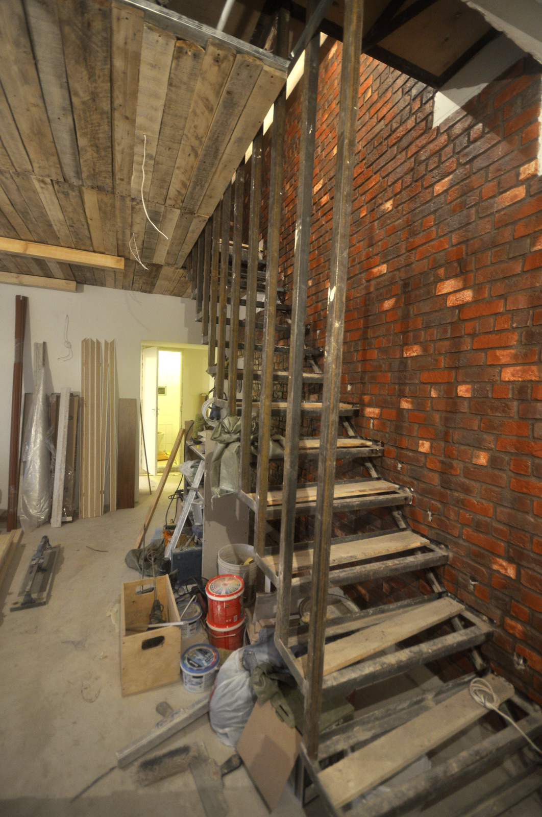 В ГОСТЯХ у Артемия Саранина