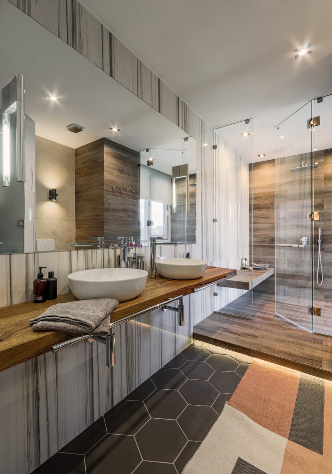 Квартира на набережной