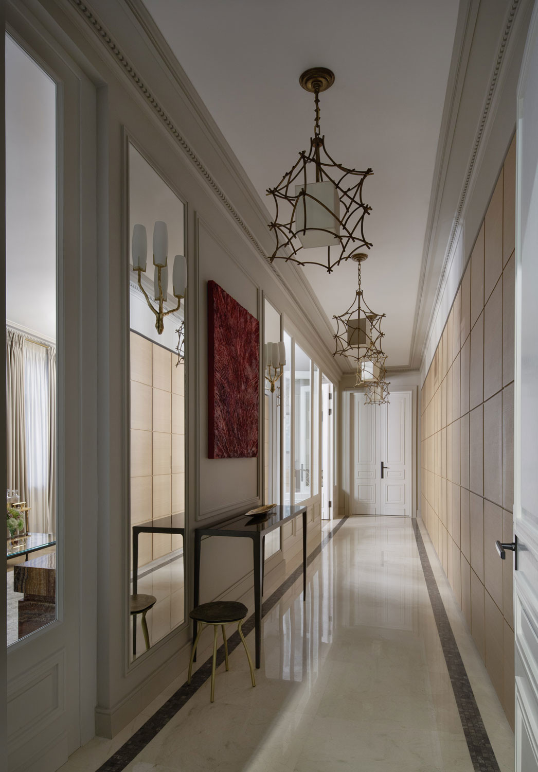 APPARTEMENT PARISIEN