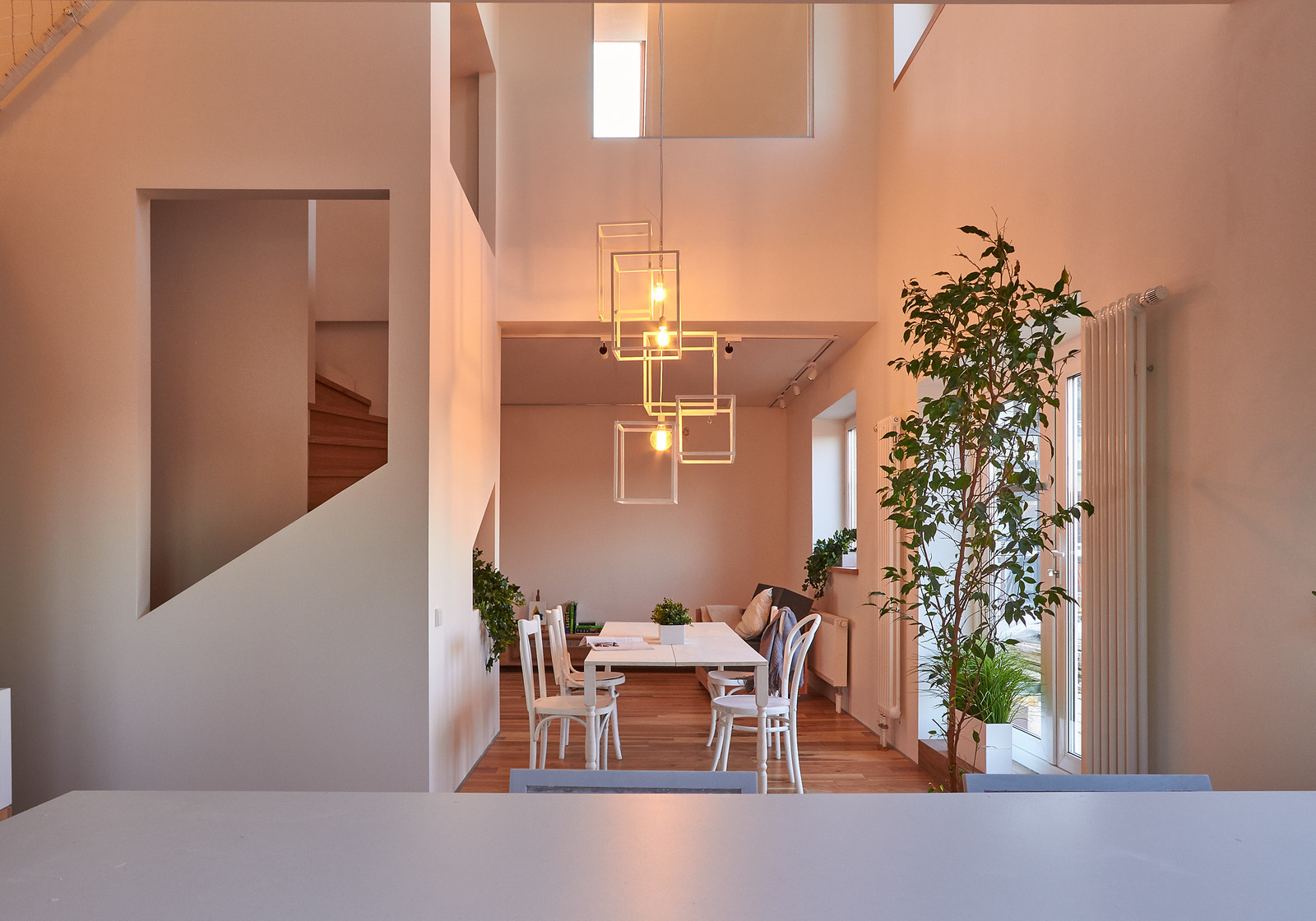 Houzz тур: Белый дом с гамаками в Домодедове