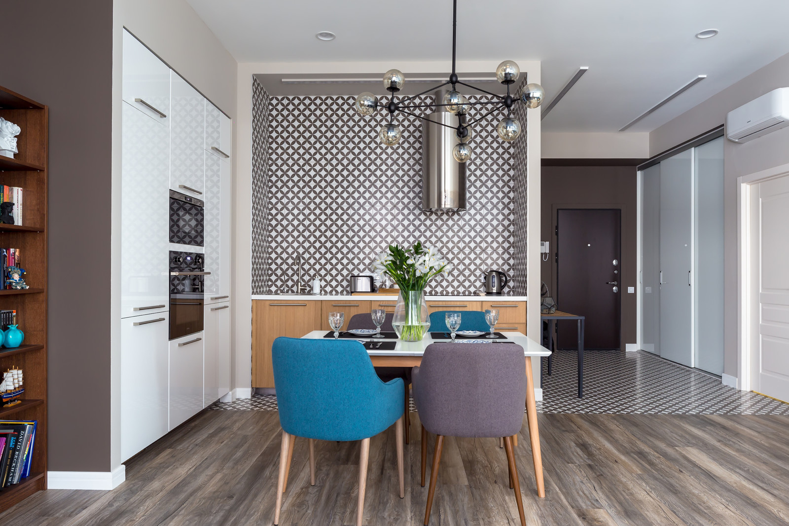 Двухкомнатная квартира в МФК "Савеловской Сити"