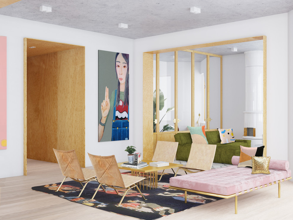 BRIGHT APARTMENT