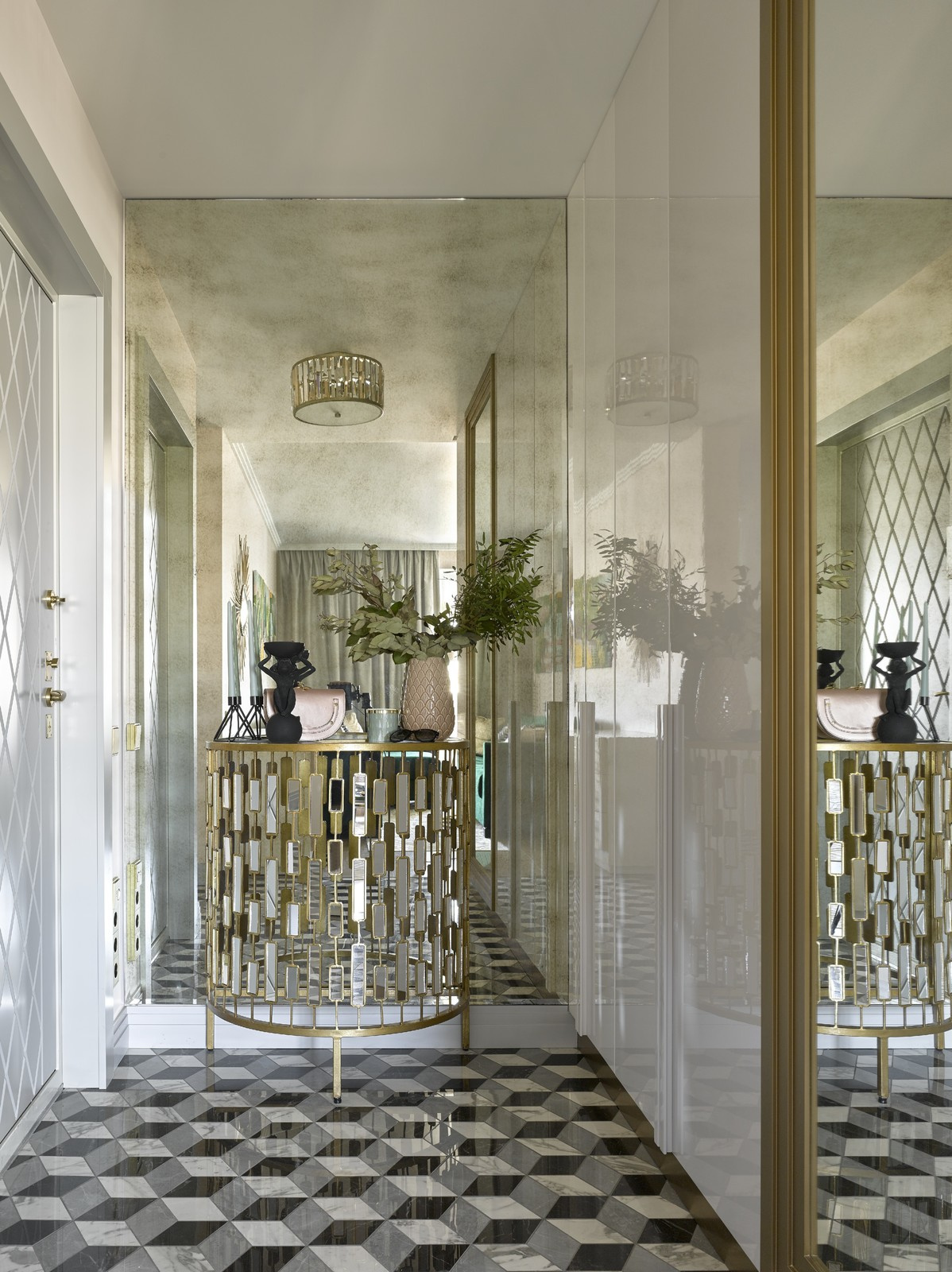 Квартира с тропическим настроением