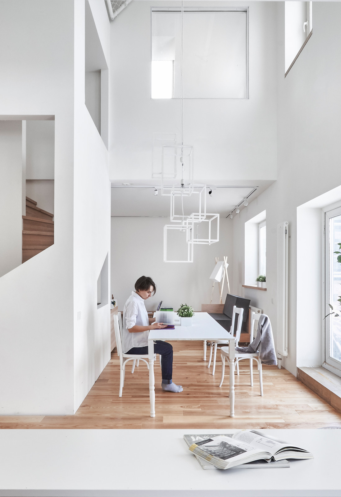 Houzz тур: Белый дом с гамаками в Домодедове