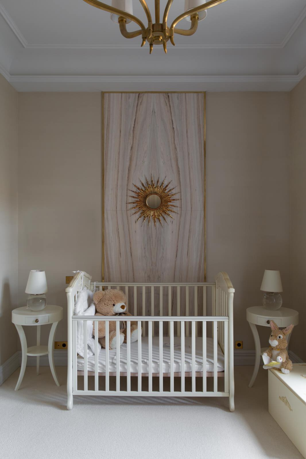 Houzz тур: Квартира под коллекцию антиквариата