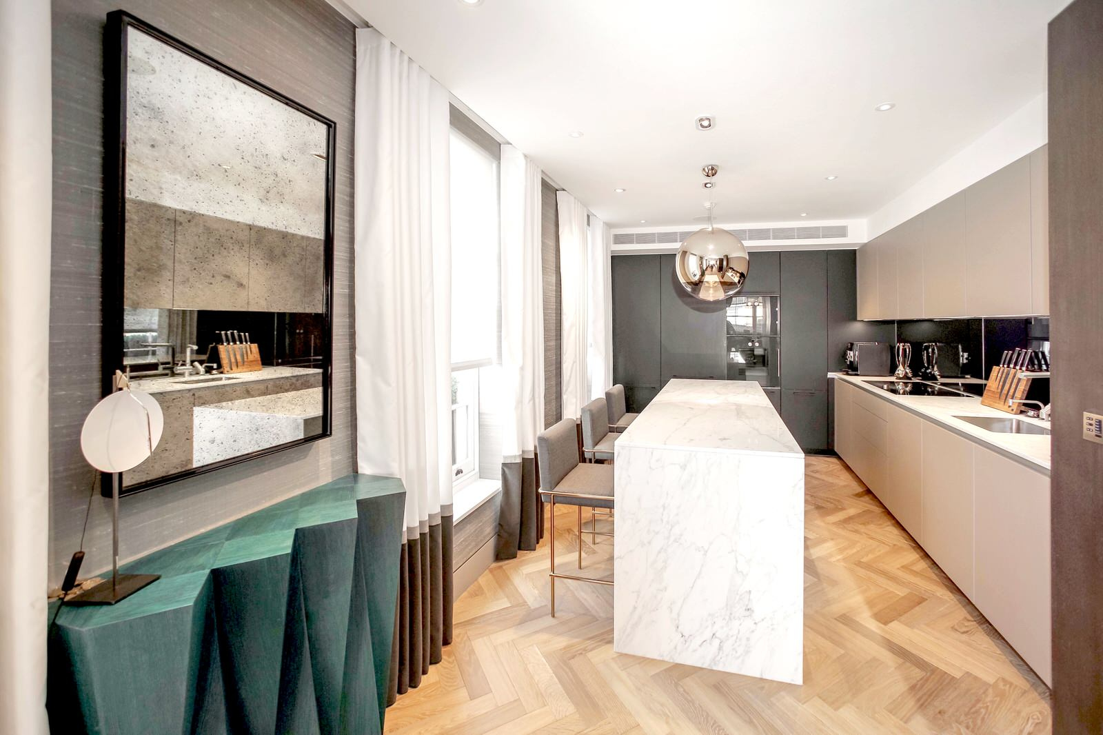 High End Apartment