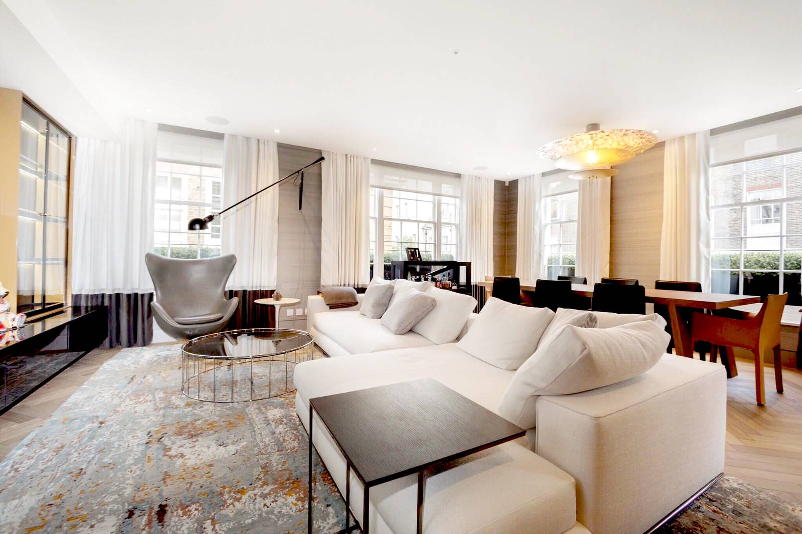 Lounge area