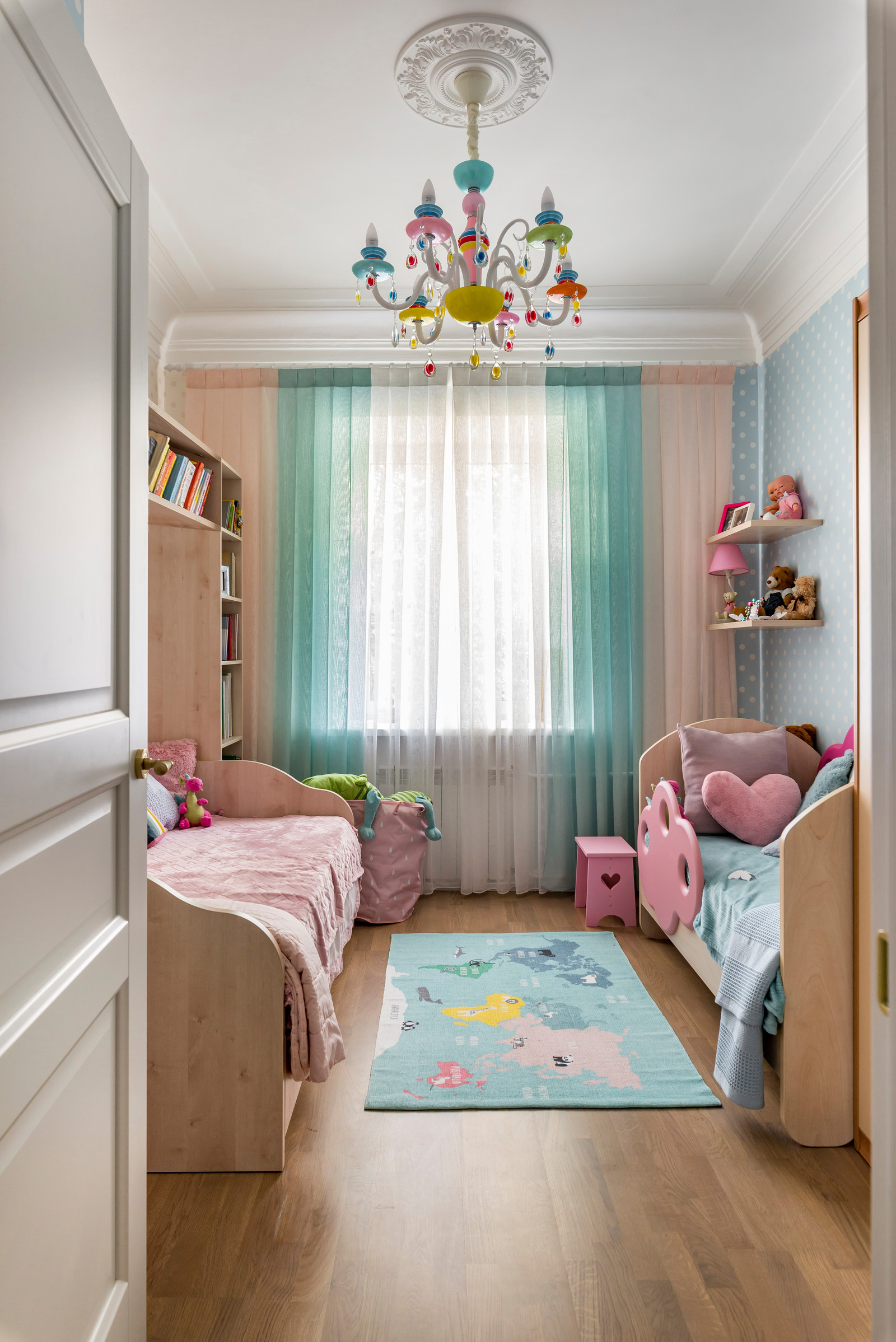 Houzz тур: Квартира в советском «таунхаусе» 1947 года