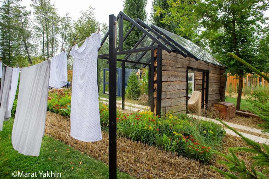 Сад недели: Белорусская хата — на краю поля ржи