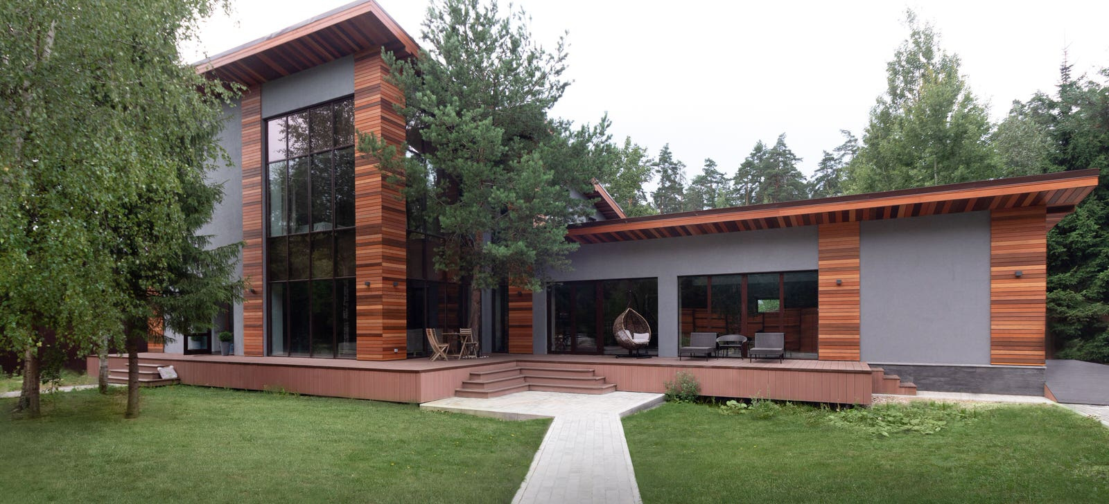 В гостях: Дзен-дом с бассейном на Новой Риге