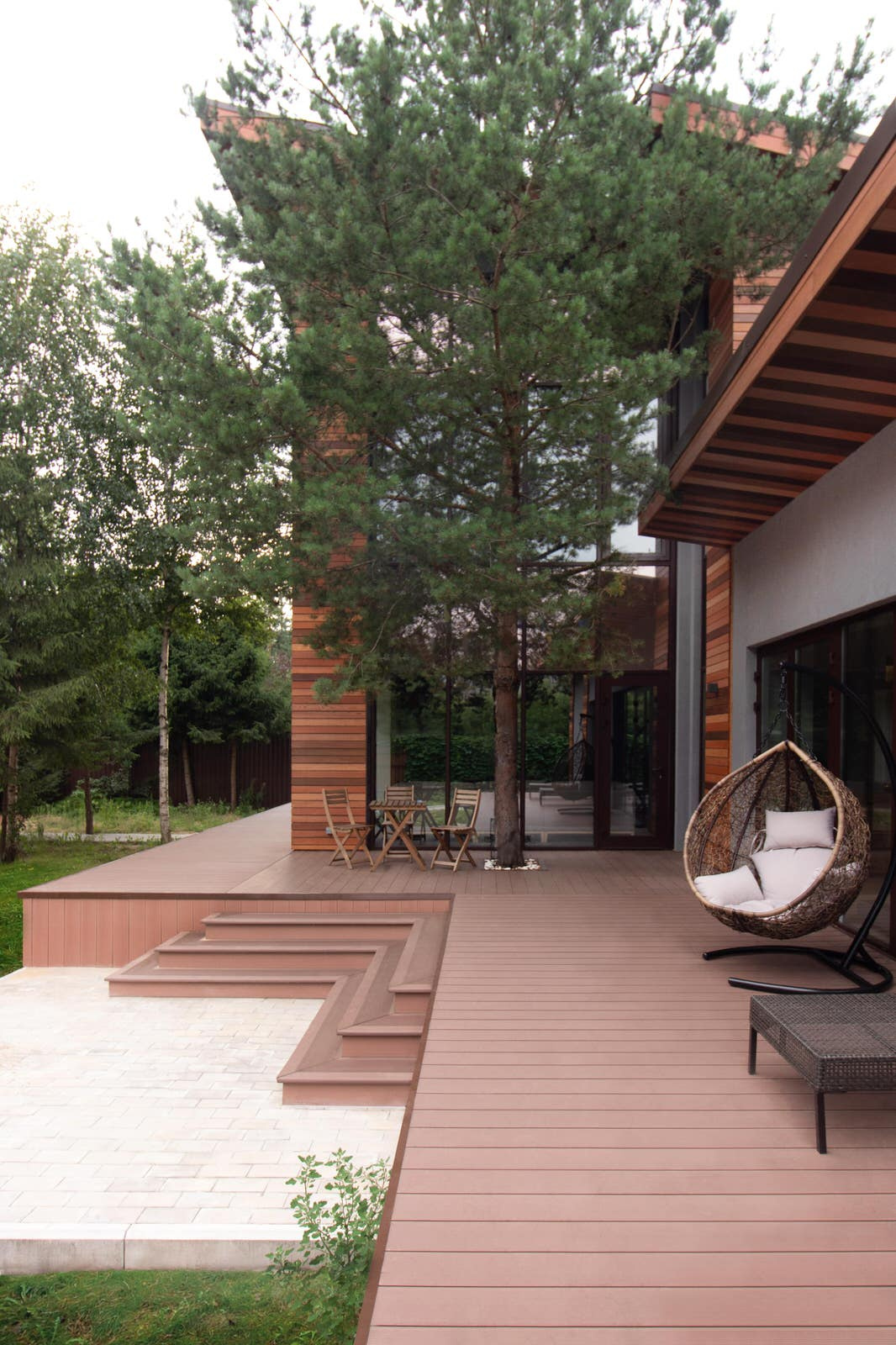 В гостях: Дзен-дом с бассейном на Новой Риге