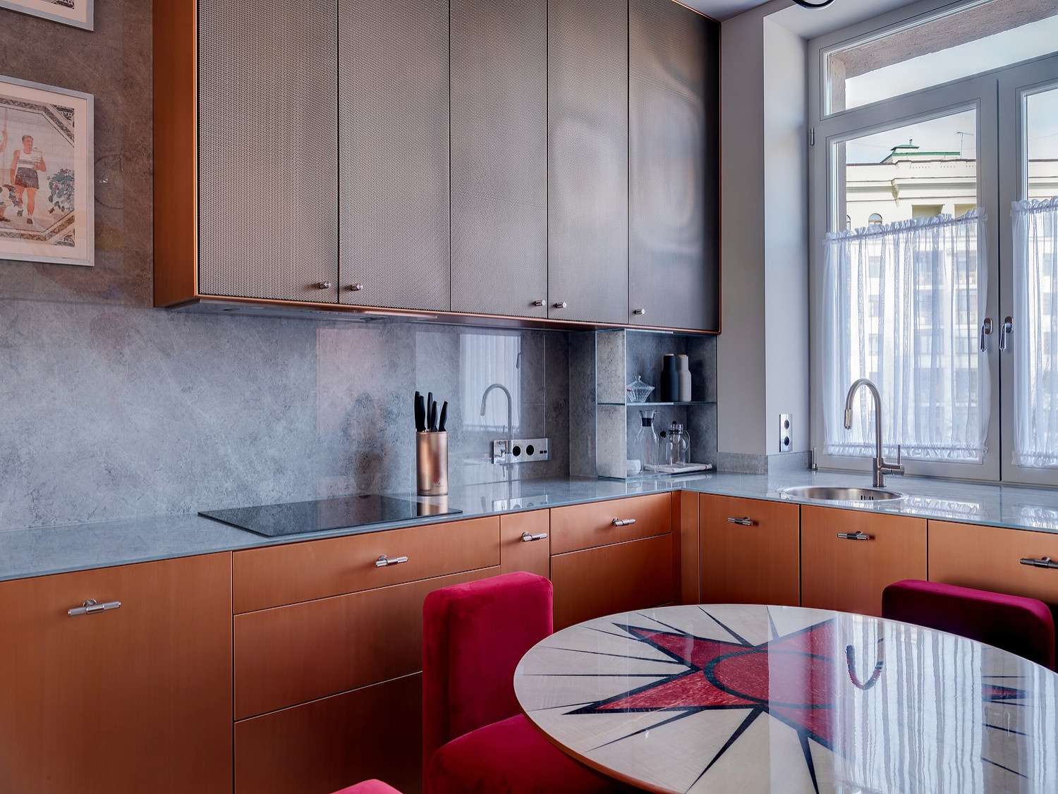 Проект недели: Кухня в высотке на Котельнической набережной