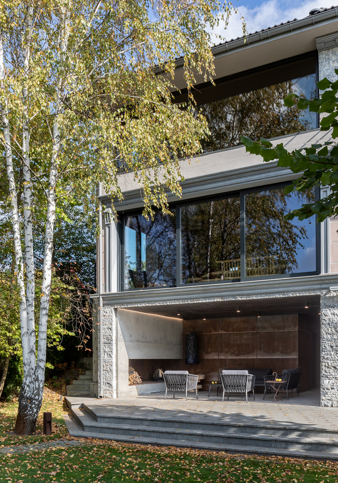 Ridnyi House