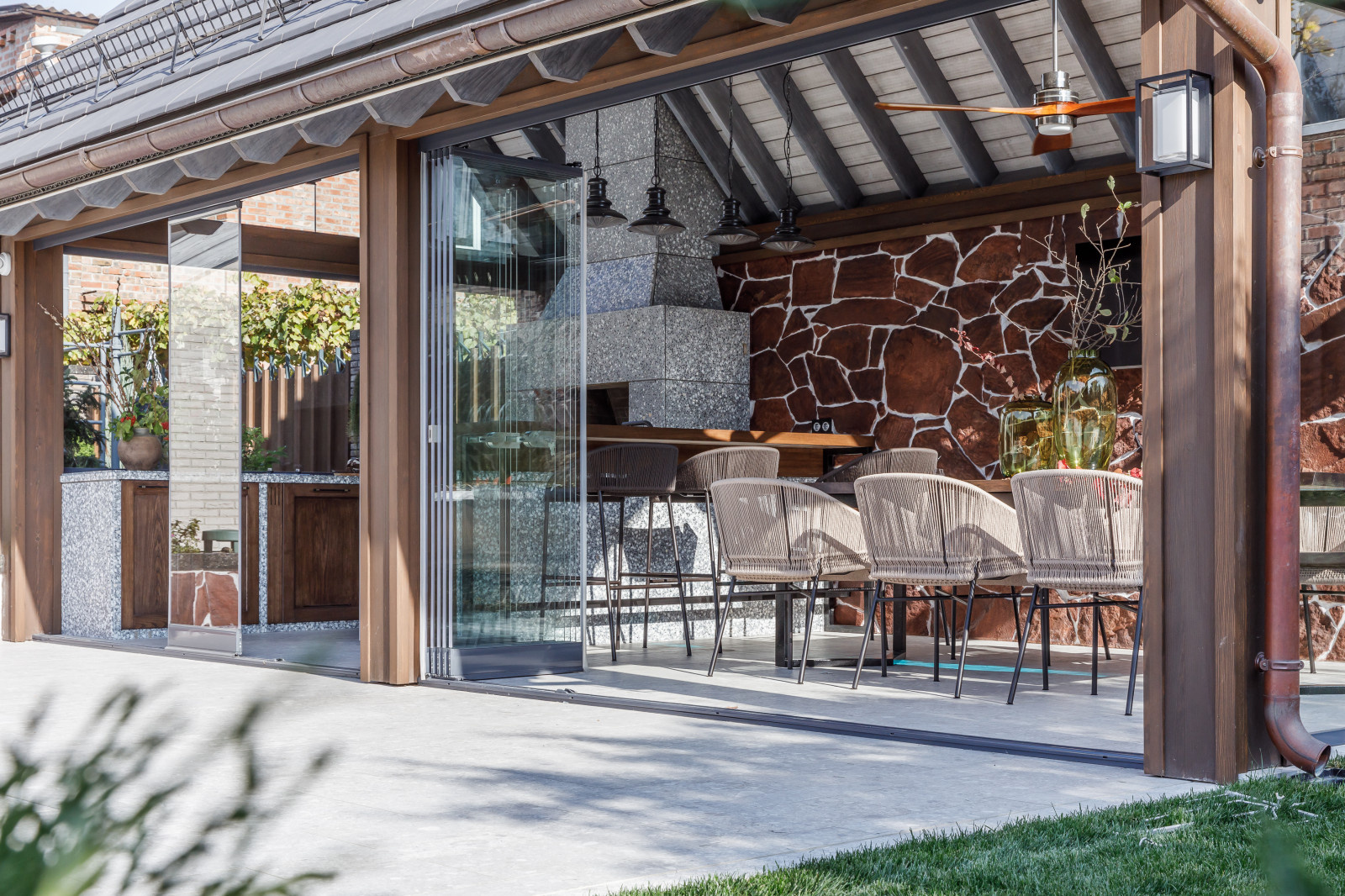 Houzz-тур: Дом-корабль, исчезающий на фоне неба