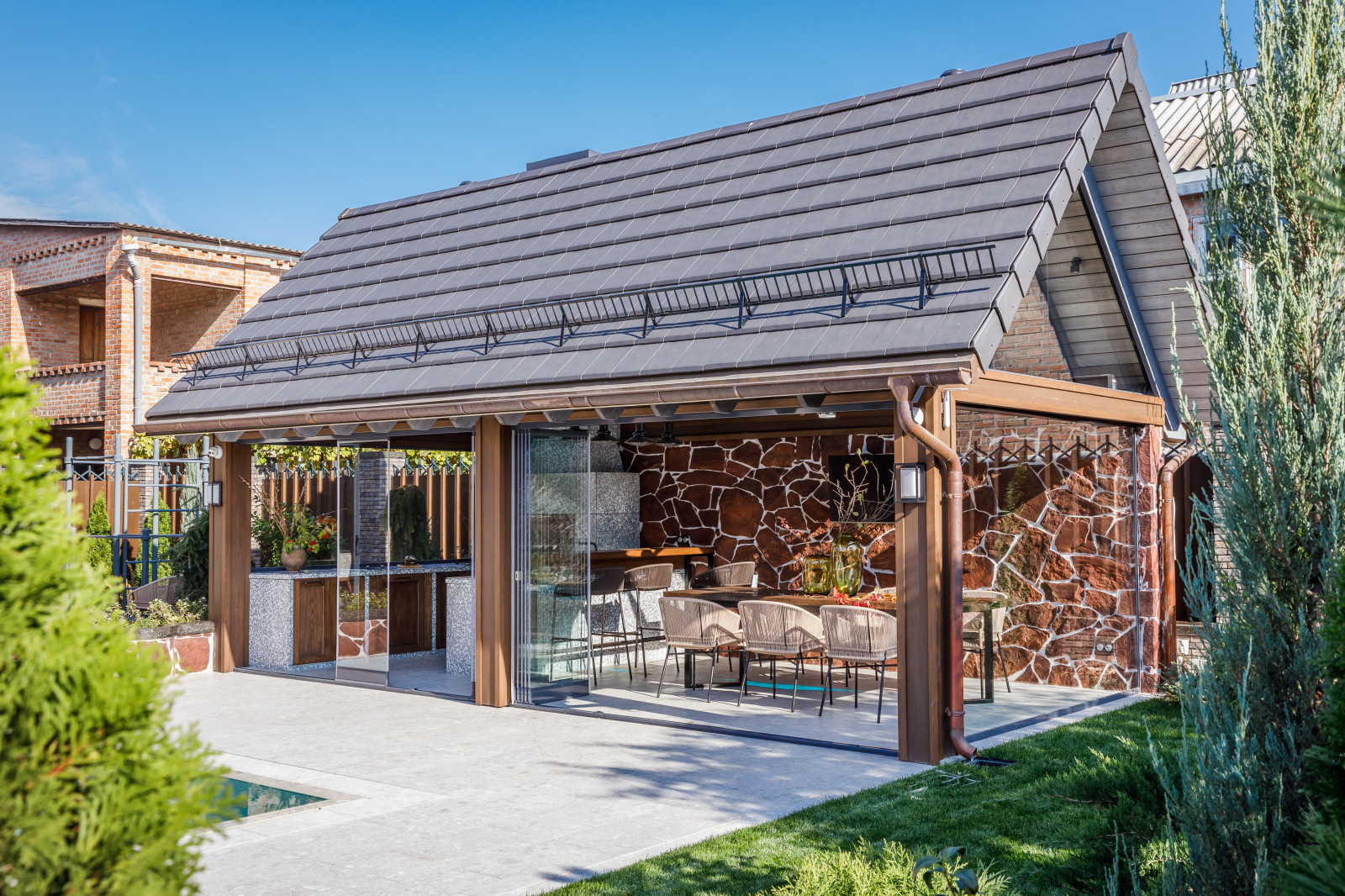 Houzz-тур: Дом-корабль, исчезающий на фоне неба