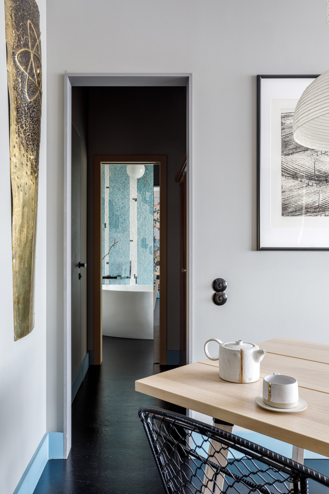 В гостях: Квартира дизайнера — с винтажным декором и сауной