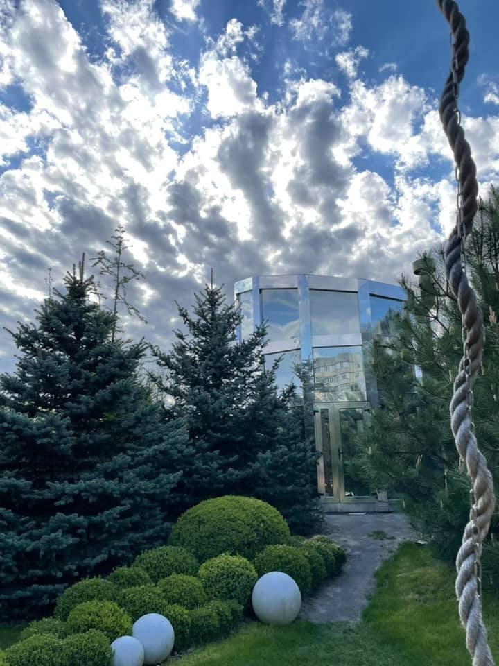 В гостях: Загадочный сад в Херсоне на 12 сотках