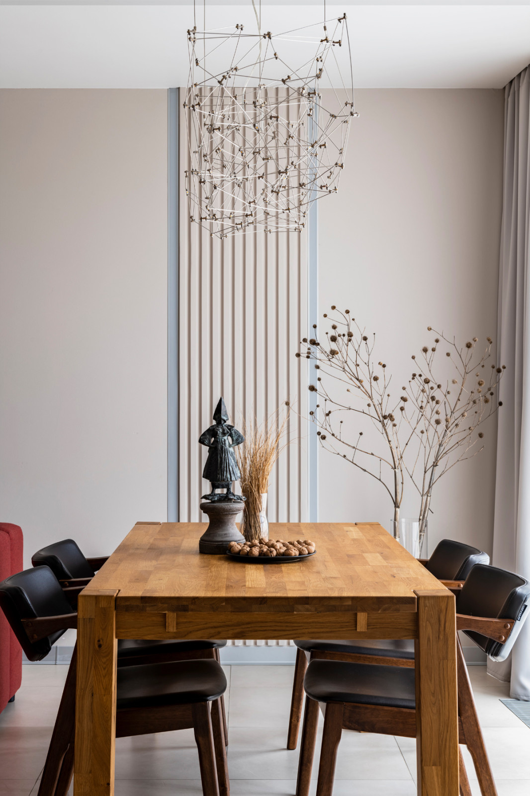 Поиск планировки: Квартира семьи дипломата из Африки [4 плана]