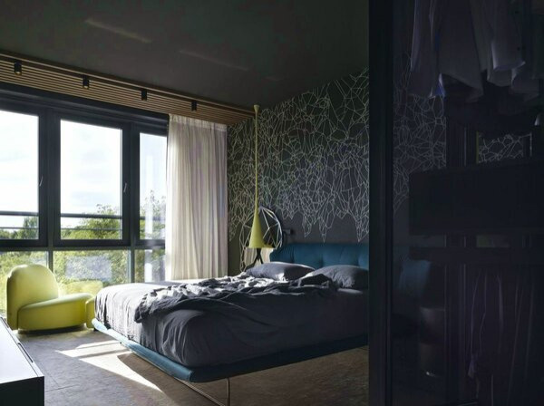 Houzz тур: Смелая квартира в Калининграде для ценителей искусства