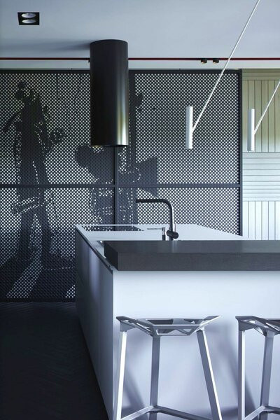 Houzz тур: Смелая квартира в Калининграде для ценителей искусства