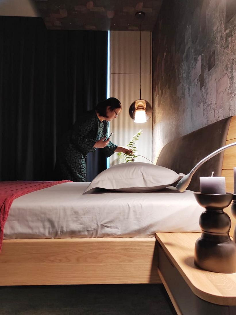 Как осветить "темный" интерьер