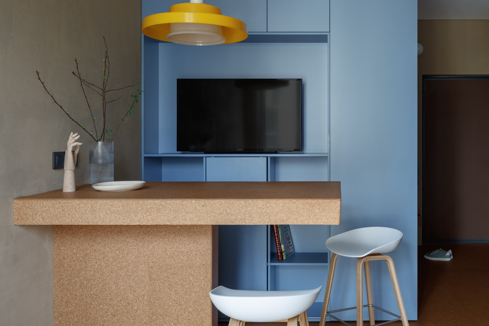 Houzz тур: Апартаменты 40 кв. м – из пробки и стеклоблоков