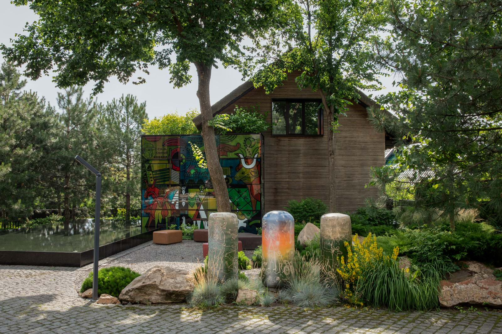 DYVO HUT