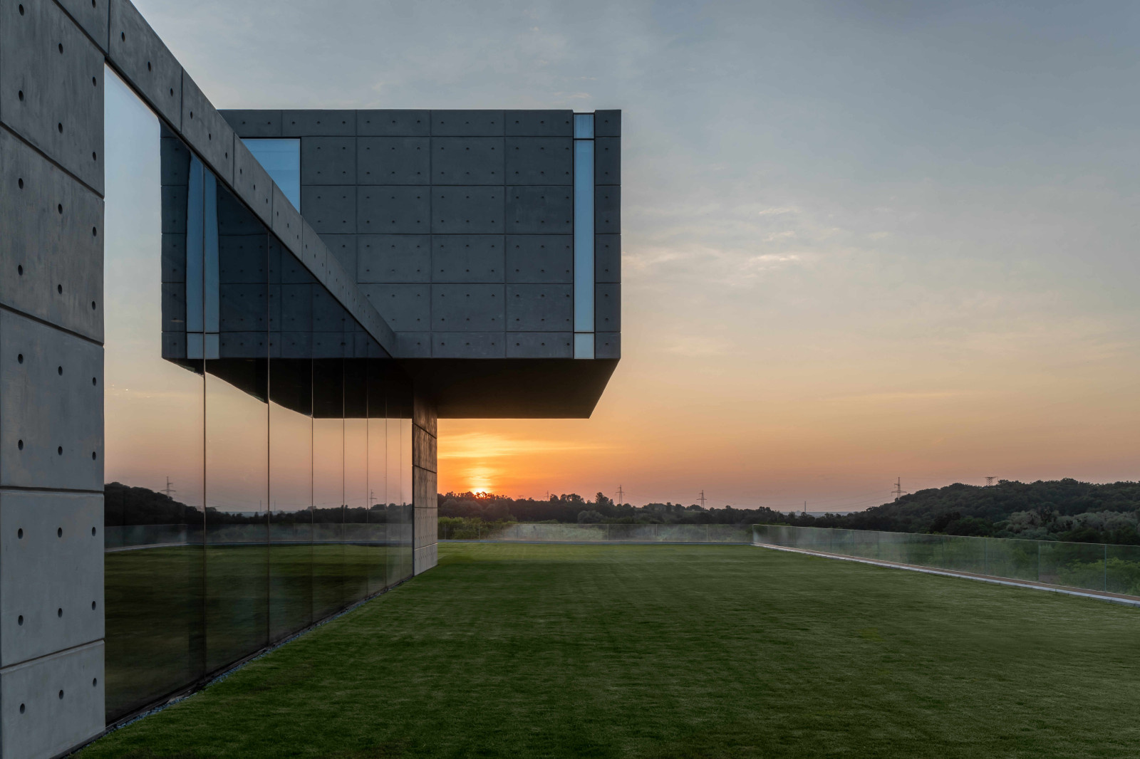 FUTAGO HOUSE