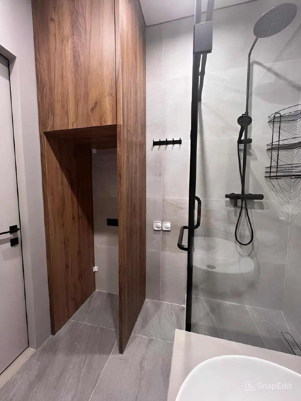 Квартира 47 м² в Астане: спокойный минимализм с тёплым деревом