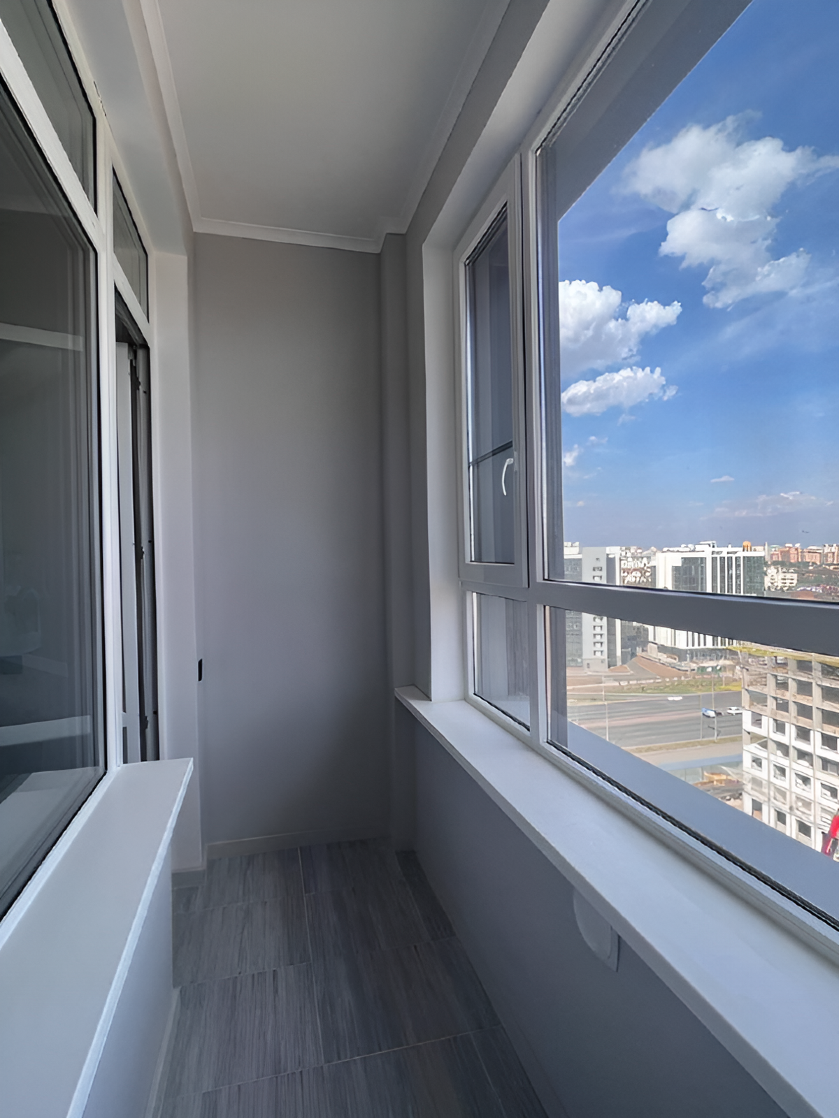 Квартира 47 м² в Астане: спокойный минимализм с тёплым деревом