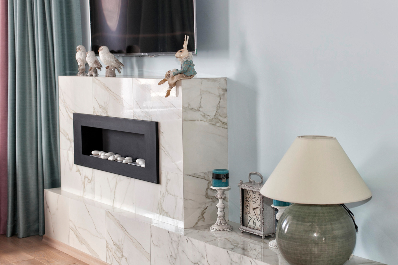 Теплый дом в холодных оттенках