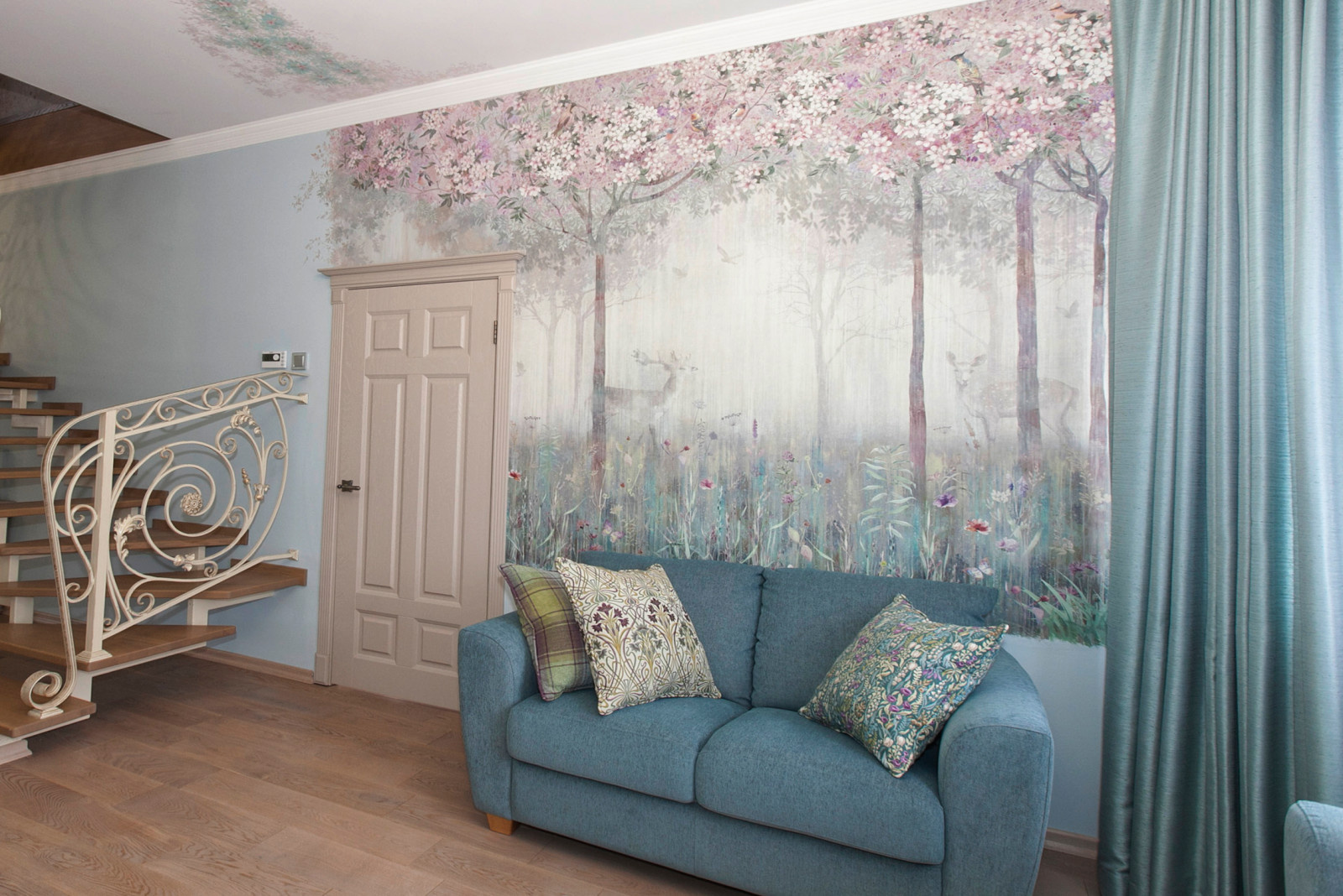 Теплый дом в холодных оттенках